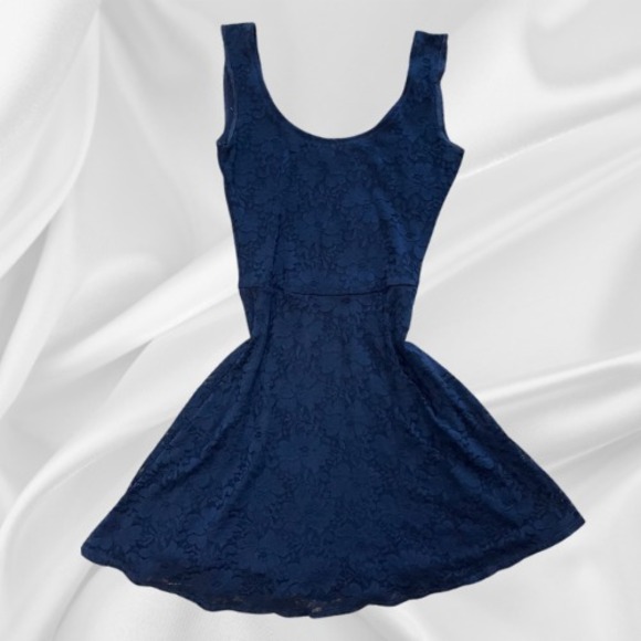 Abercrombie & Fitch Dresses & Skirts - Abercrombie & Fitch Lace Mini Dress Fit Flare Navy Blue Party Cocktail Small